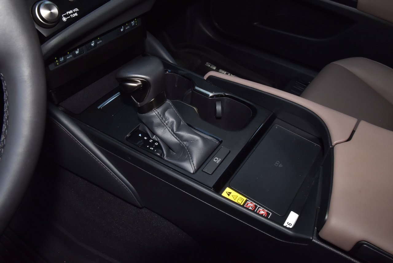 Used 2025 Lexus ES 350 w/ Premium Package FWD image 31