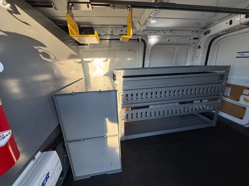 Used 2020 Ford Transit Connect XL image 9