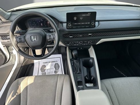Used 2025 Honda Accord SE image 19