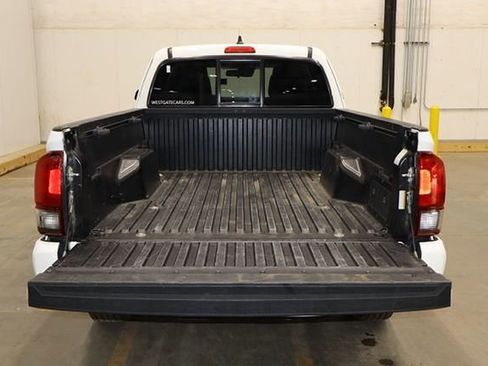 Used 2023 Toyota Tacoma SR image 11
