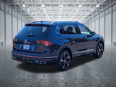 Used 2022 Volkswagen Tiguan SEL R-Line AWD/4WD image 5