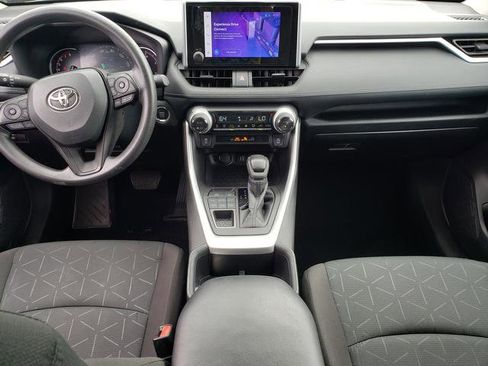 Used 2024 Toyota RAV4 XLE image 18