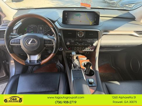 Used 2020 Lexus RX 450hL AWD w/ Premium Package image 9