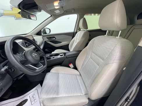 Used 2023 Nissan Rogue SV AWD/4WD image 14