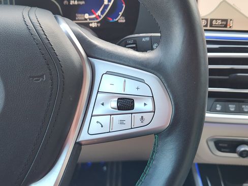 Used 2022 BMW ALPINA XB7 image 34