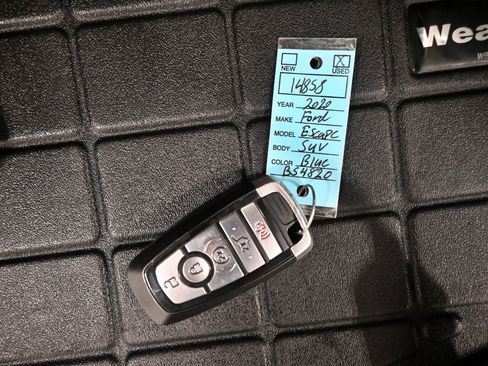 Used 2020 Ford Escape SEL AWD/4WD image 40