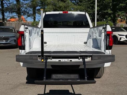 Used 2025 Ford F150 Lightning Flash AWD/4WD image 15