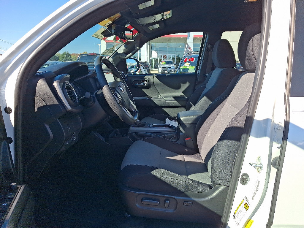 Certified 2023 Toyota Tacoma TRD Sport w/ Black Out Package (TMS) AWD/4WD image 14