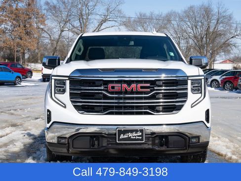 Used 2025 GMC Sierra 1500 SLT image 9
