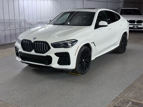 Used 2023 BMW X6 xDrive40i w/ M Sport Package AWD/4WD image 1
