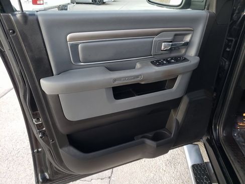 Used 2019 RAM 1500 Big Horn image 10