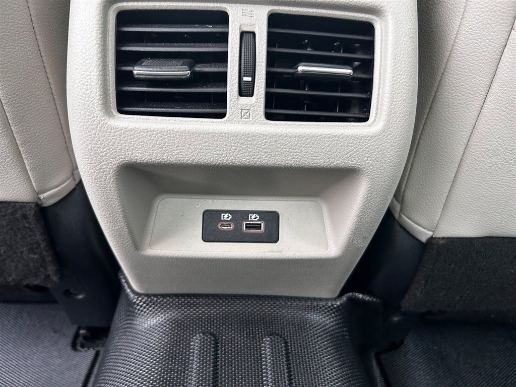 Used 2021 Nissan Altima 2.5 Platinum AWD/4WD image 27