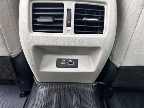 Used 2021 Nissan Altima 2.5 Platinum AWD/4WD image 27