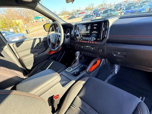 Used 2026 Nissan Frontier PRO-4X w/ Pro-4x Convenience Package image 21