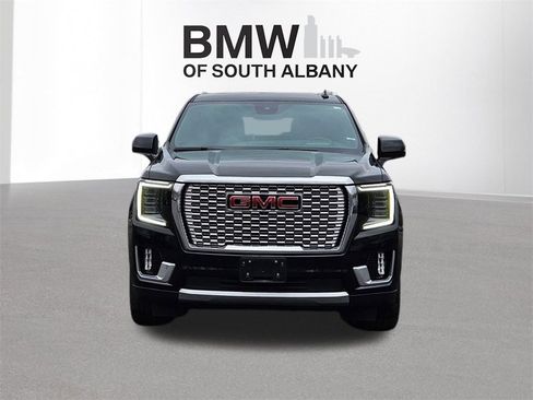 Used 2023 GMC Yukon Denali image 9