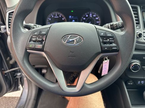 Used 2017 Hyundai Tucson SE w/ SE Popular Package 02 AWD/4WD image 24