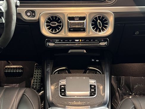 Certified 2025 Mercedes-Benz G 63 AMG 4MATIC image 18