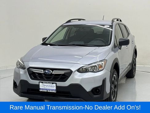 Certified 2023 Subaru Crosstrek 2.0i image 1