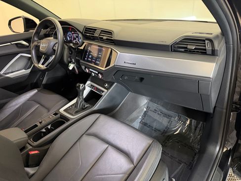 Used 2021 Audi Q3 2.0T Premium w/ 19" Wheel Package AWD/4WD image 21