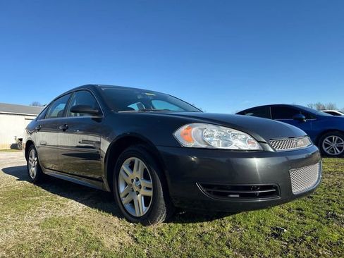 Used 2015 Chevrolet Impala LT w/ LT Sunroof Package image 2