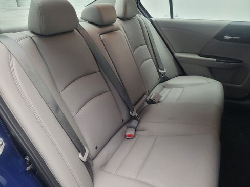 Used 2015 Honda Accord EX-L image 19
