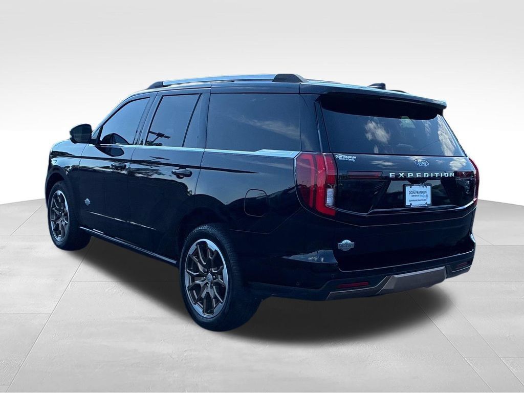 Used 2025 Ford Expedition King Ranch AWD/4WD image 3