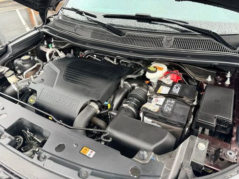 Used 2018 Ford Explorer Sport image 40