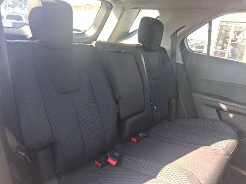 Used 2013 Chevrolet Equinox LS image 22