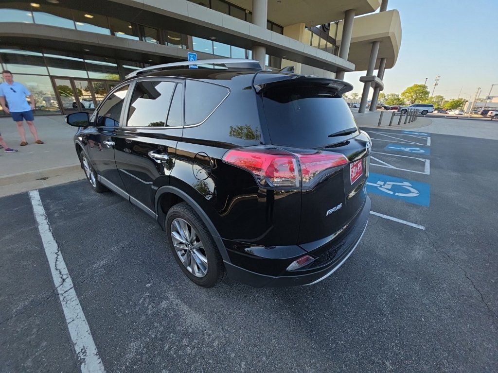 Used 2016 Toyota RAV4 Limited FWD image 8