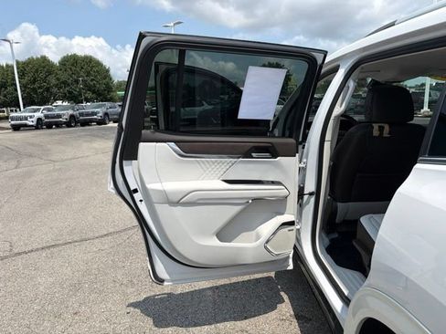 Used 2024 GMC Acadia Denali w/ LPO, Floor Liner Package FWD image 23