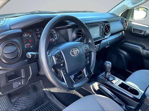 Used 2019 Toyota Tacoma SR AWD/4WD image 15