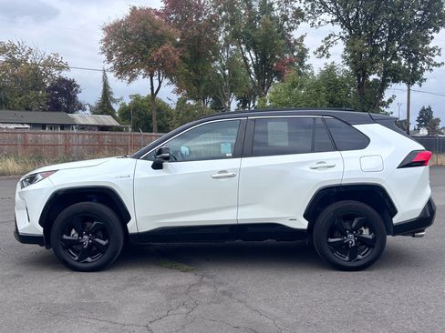 Used 2020 Toyota RAV4 XSE image 5