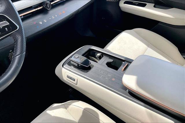 Certified 2023 Nissan Ariya FWD image 16
