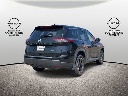 Certified 2026 Nissan Rogue SV AWD/4WD image 5