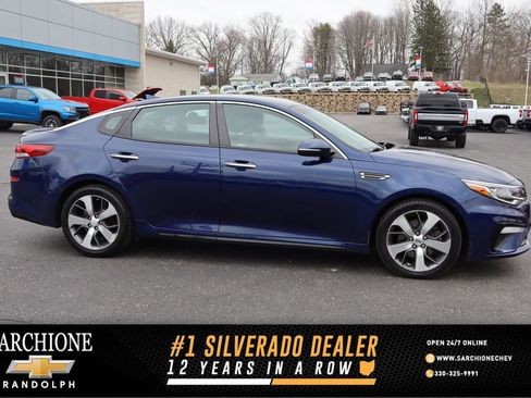 Used 2019 Kia Optima S image 1