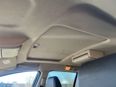 Used 2005 Chrysler Pacifica Touring AWD/4WD image 14