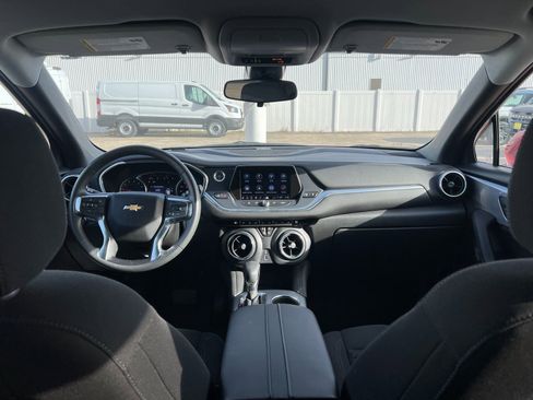 Used 2022 Chevrolet Blazer LT FWD image 19