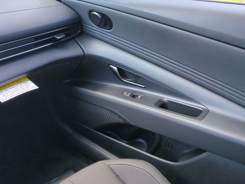 New 2026 Hyundai Elantra SEL Sport image 18