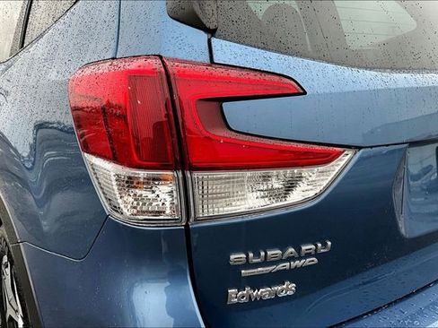 Used 2023 Subaru Forester Premium image 22