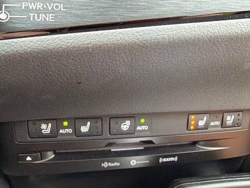 Used 2022 Lexus ES 250 w/ Premium Package AWD/4WD image 13