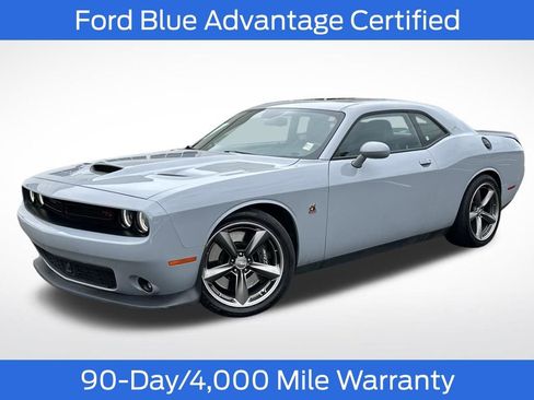 Used 2022 Dodge Challenger R/T Scat Pack w/ Dynamics Package RWD image 1