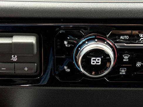 New 2026 GMC Sierra 1500 Elevation AWD/4WD image 21