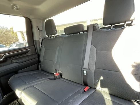 Used 2024 Chevrolet Silverado 2500 LT image 22