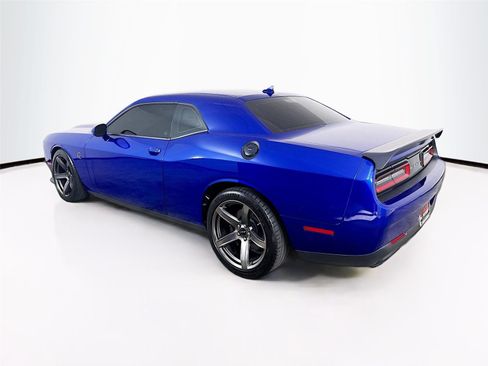 Used 2022 Dodge Challenger SRT Hellcat Redeye image 5