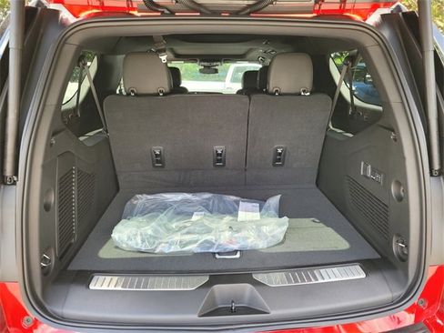 New 2025 Chevrolet Suburban Premier w/ Sun And Tow Package image 21