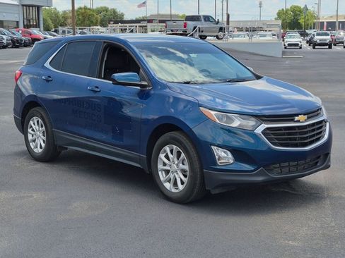 Used 2020 Chevrolet Equinox LT FWD image 3