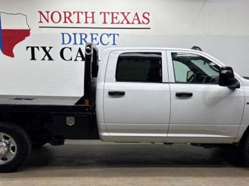 Used 2024 RAM 2500 Tradesman w/ Chrome Appearance Group image 4