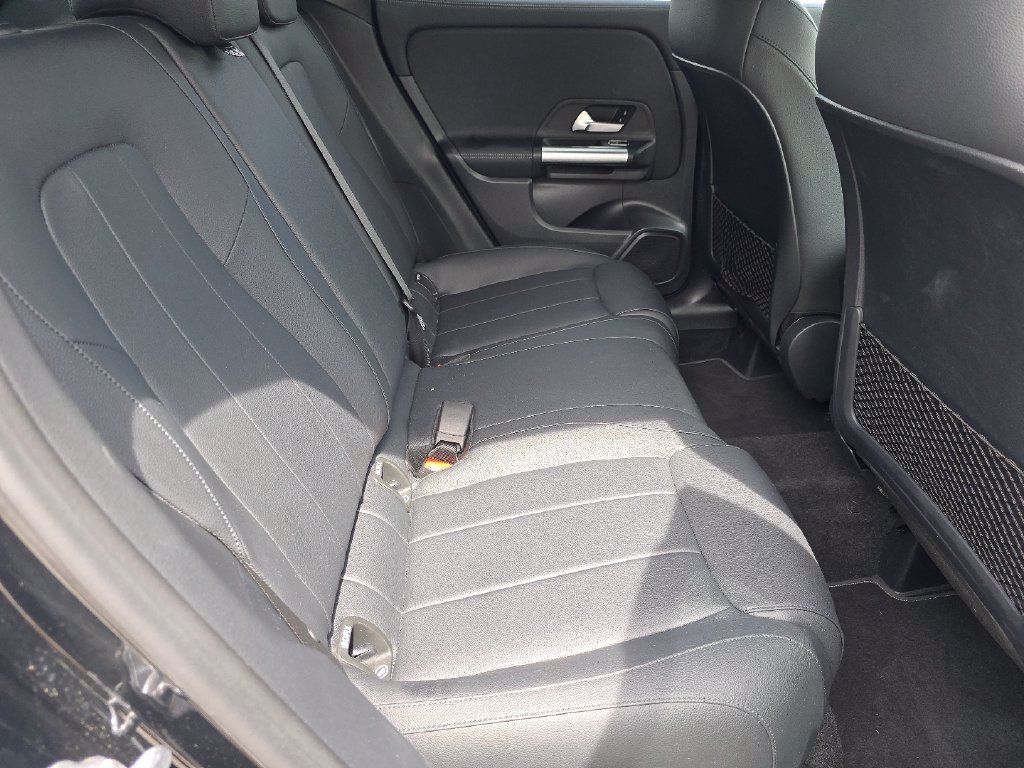 Used 2023 Mercedes-Benz GLA 250 4MATIC image 19