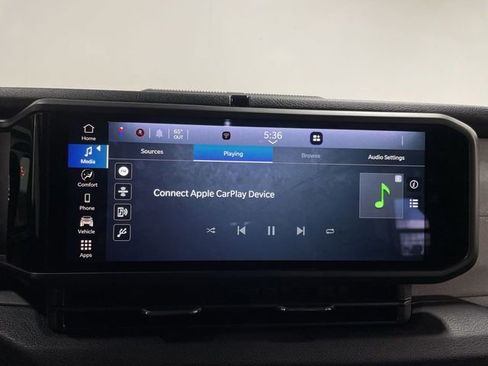 Used 2025 Jeep Gladiator Sport image 16