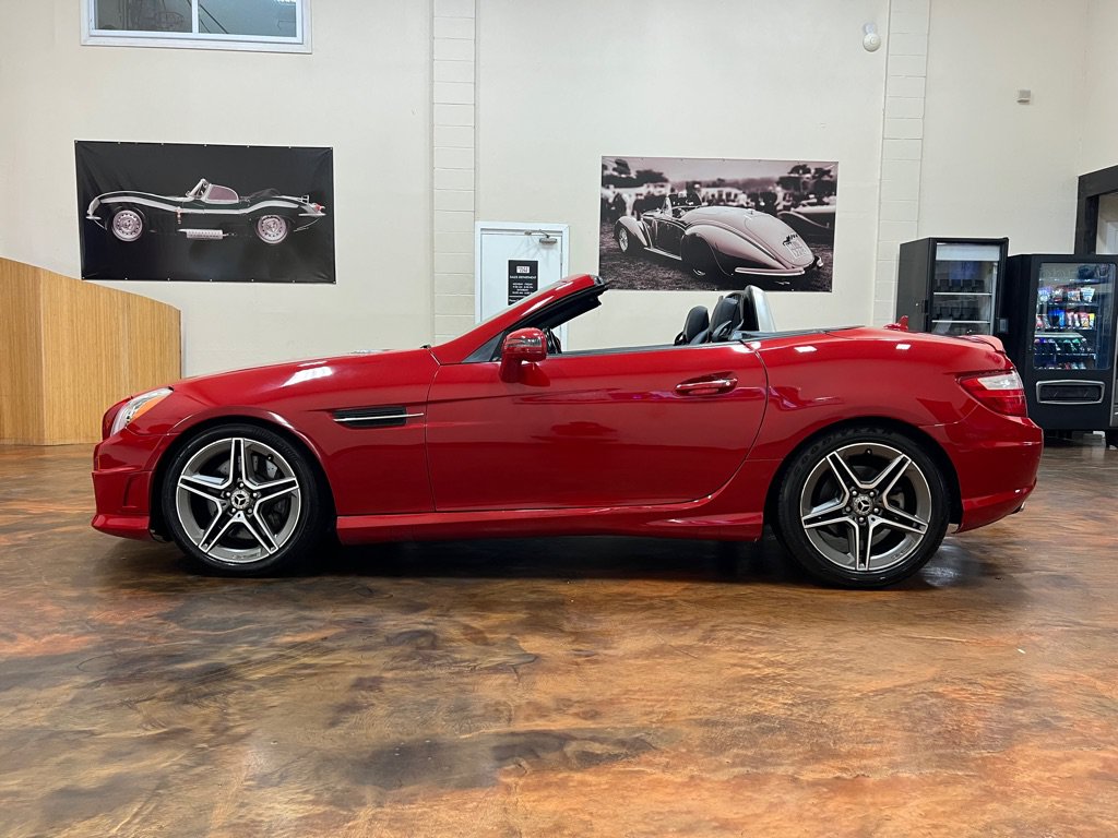 Used 2016 Mercedes-Benz SLK 350 image 15